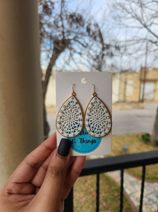 Filigree Earrings (White)